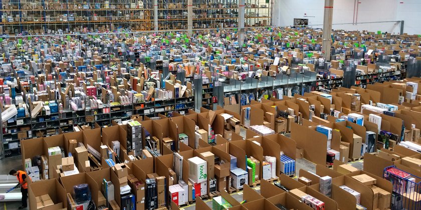 Einblick in das spanische Logistikzentrum von Amazon España in San Fernando de Henares bei Madrid (2013)
