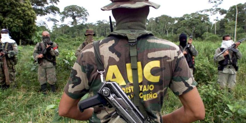 AUC, Paramilitarismus